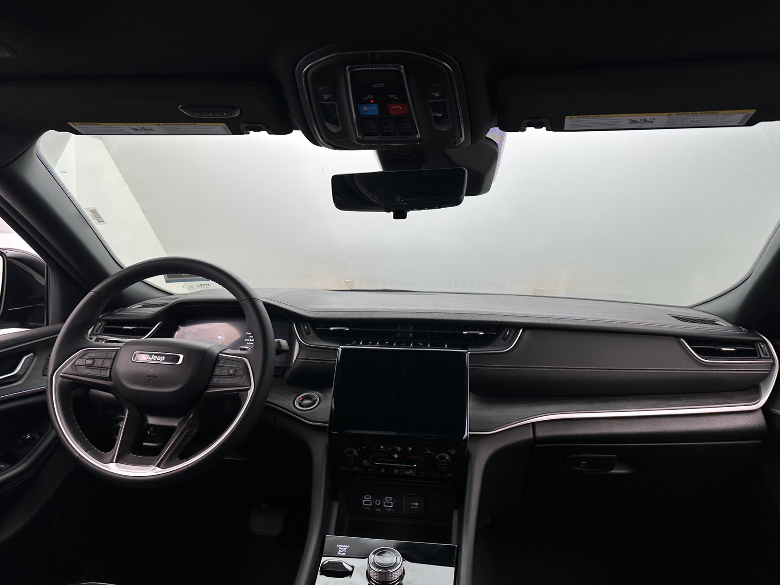 Thumbnail: 2024 Jeep Grand Cherokee L - 2