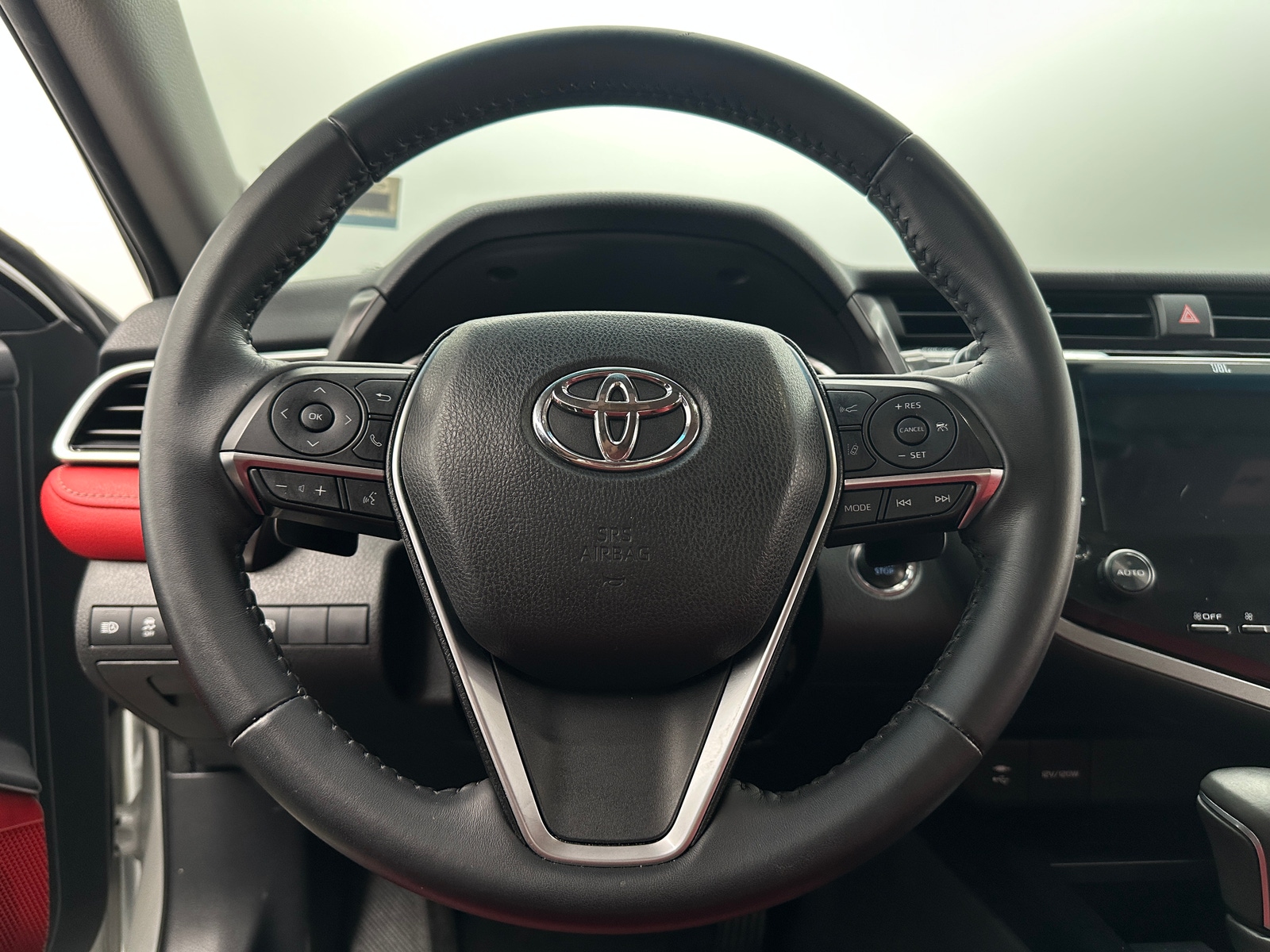 Thumbnail: 2018 Toyota Camry - 4