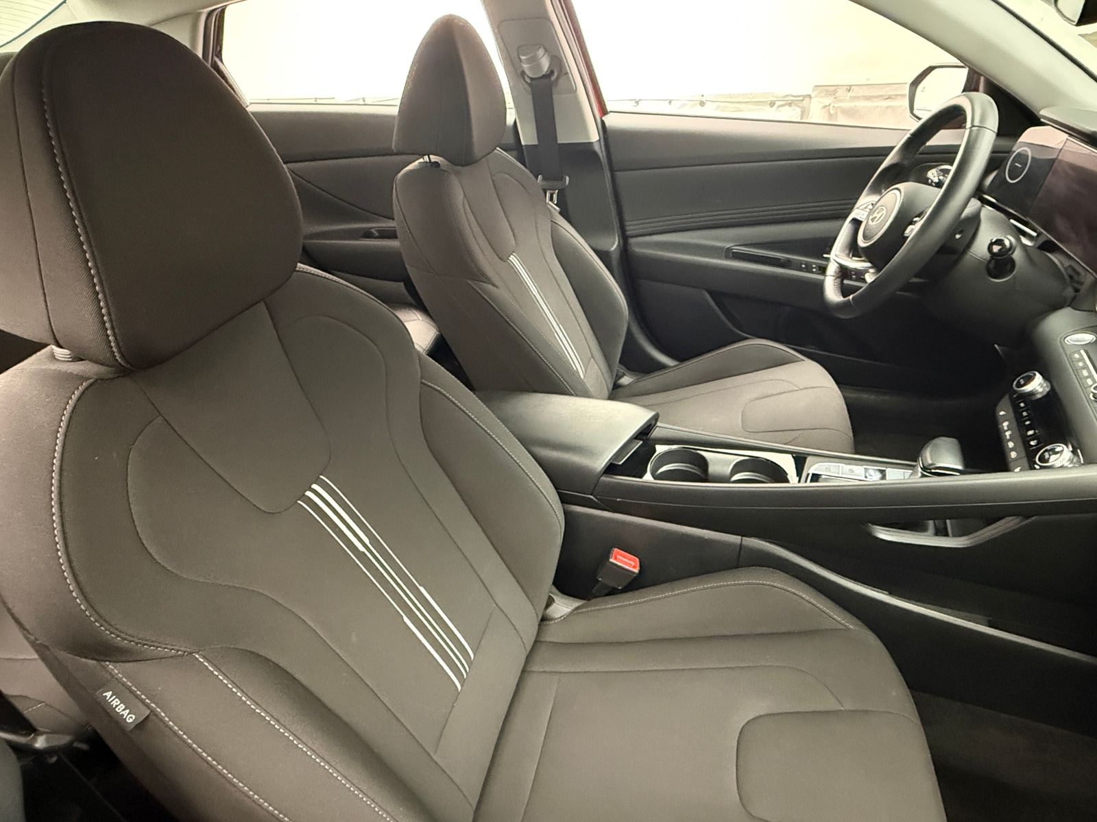 Thumbnail: 2025 Hyundai Elantra - 2