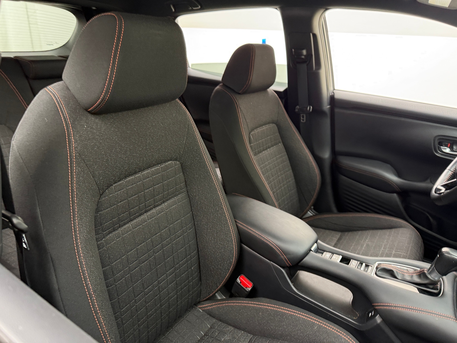 Thumbnail: 2024 Honda HR-V - 2