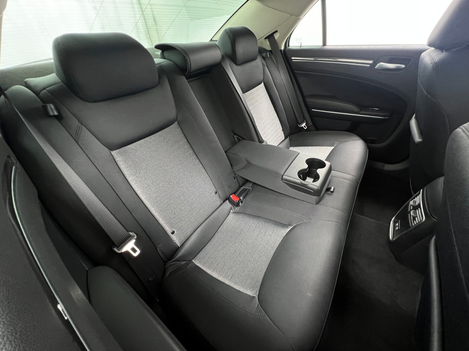 Thumbnail: 2021 Chrysler 300 - 6