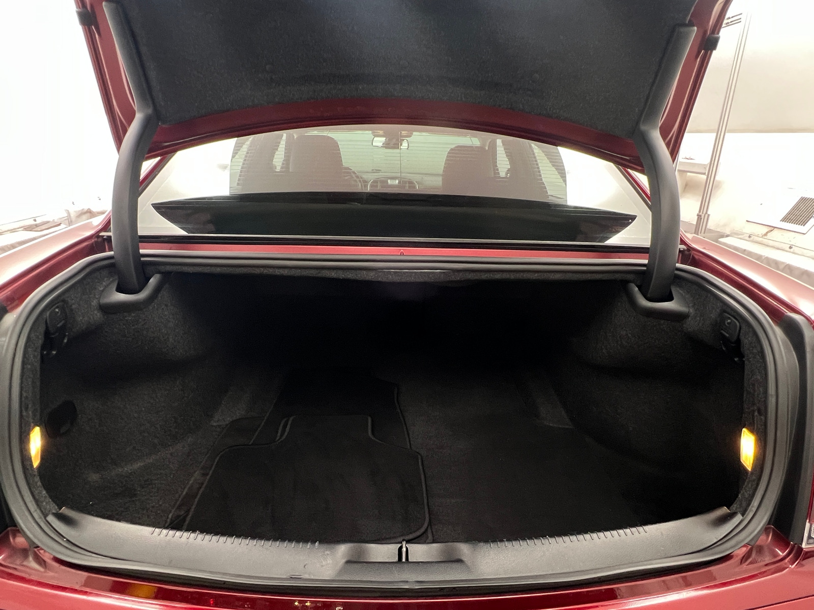 Thumbnail: 2021 Chrysler 300 - 7