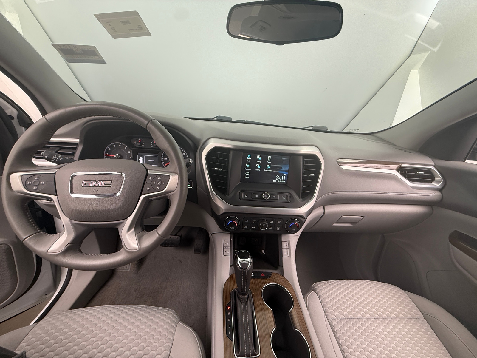 Thumbnail: 2018 GMC Acadia - 3