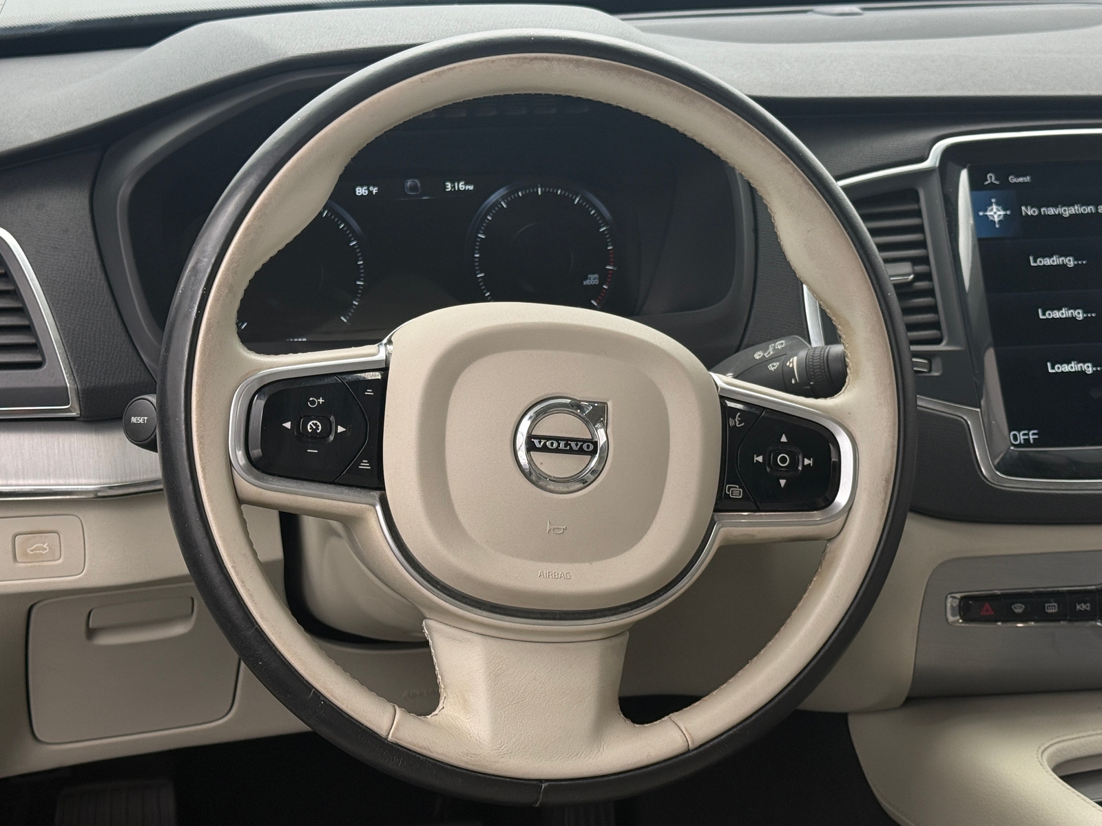 Thumbnail: 2021 Volvo XC90 - 4