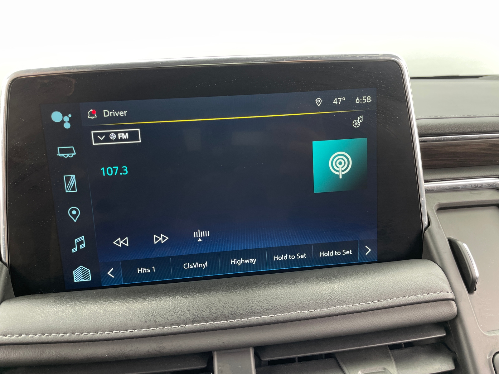 Thumbnail: 2022 Chevrolet Tahoe - 3