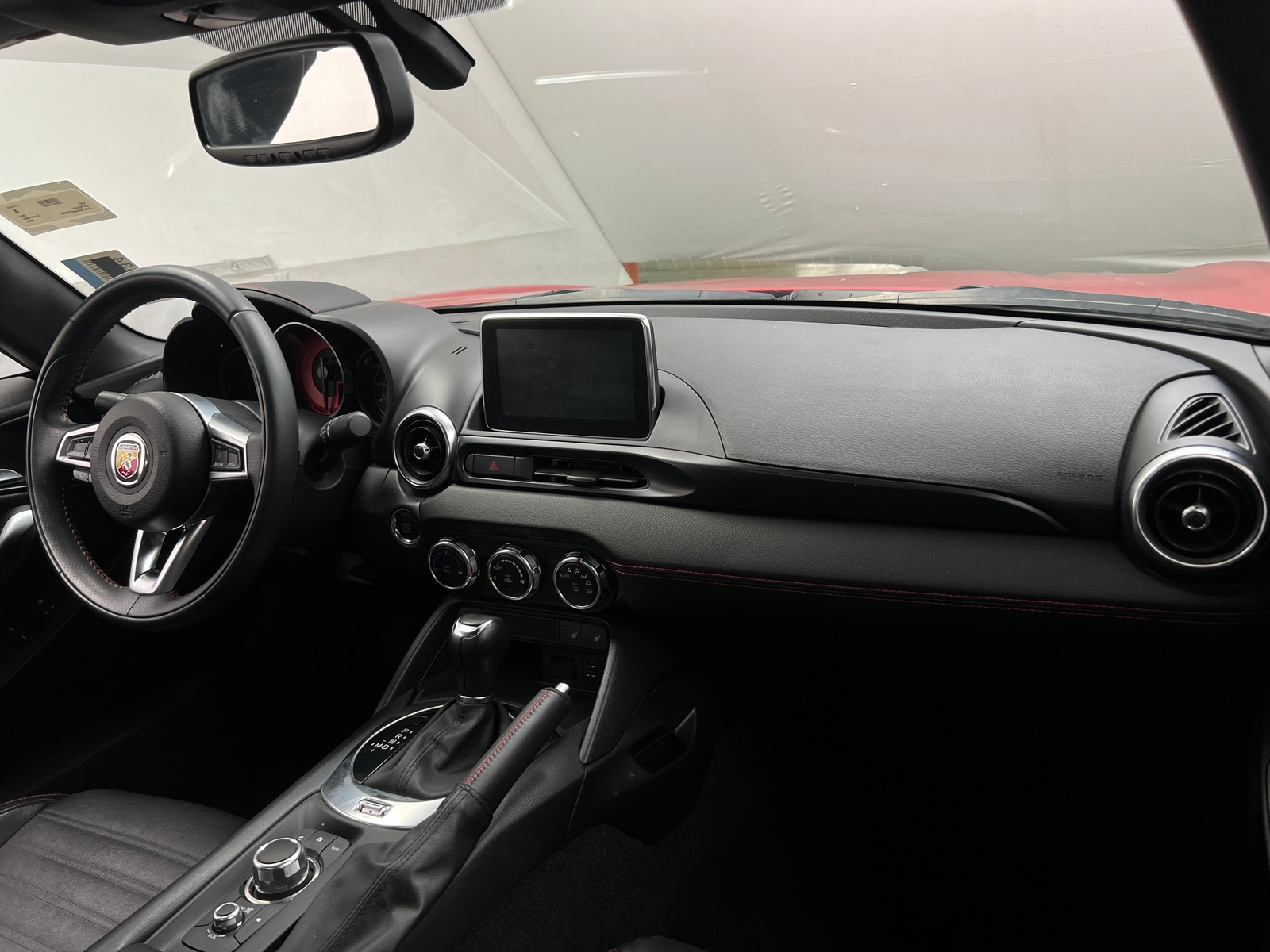 Thumbnail: 2018 Fiat 124 Spider - 2