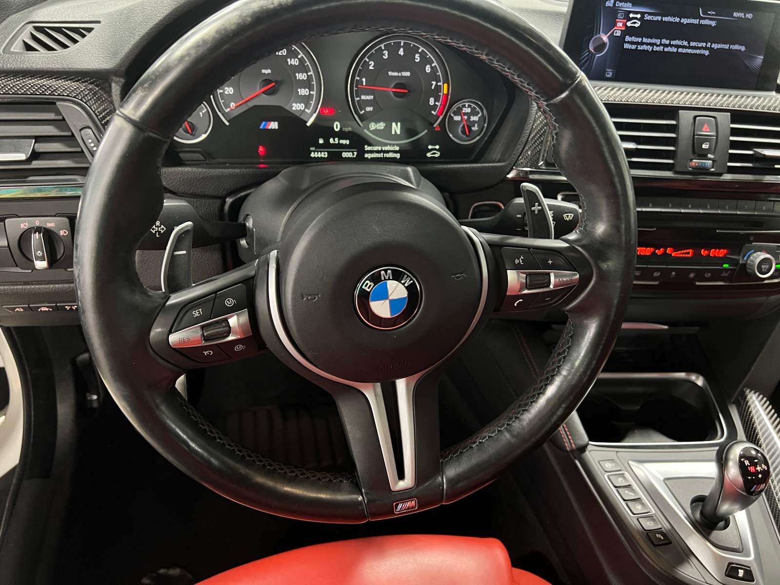 Thumbnail: 2015 BMW M4 - 4