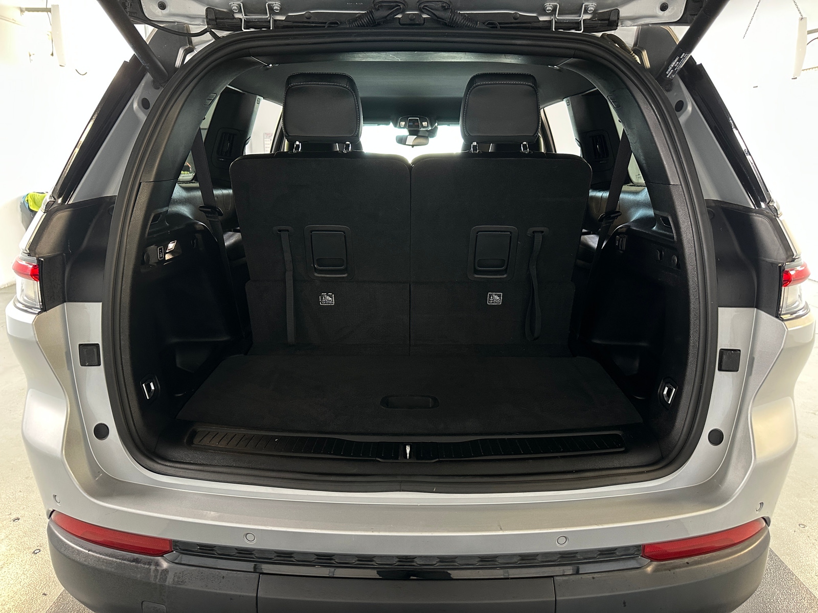 Thumbnail: 2024 Jeep Grand Cherokee L - 7