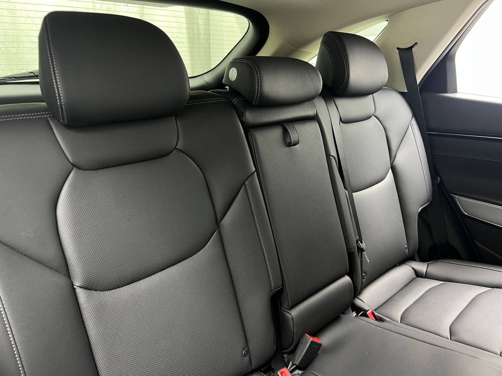 Thumbnail: 2022 Genesis GV70 - 5