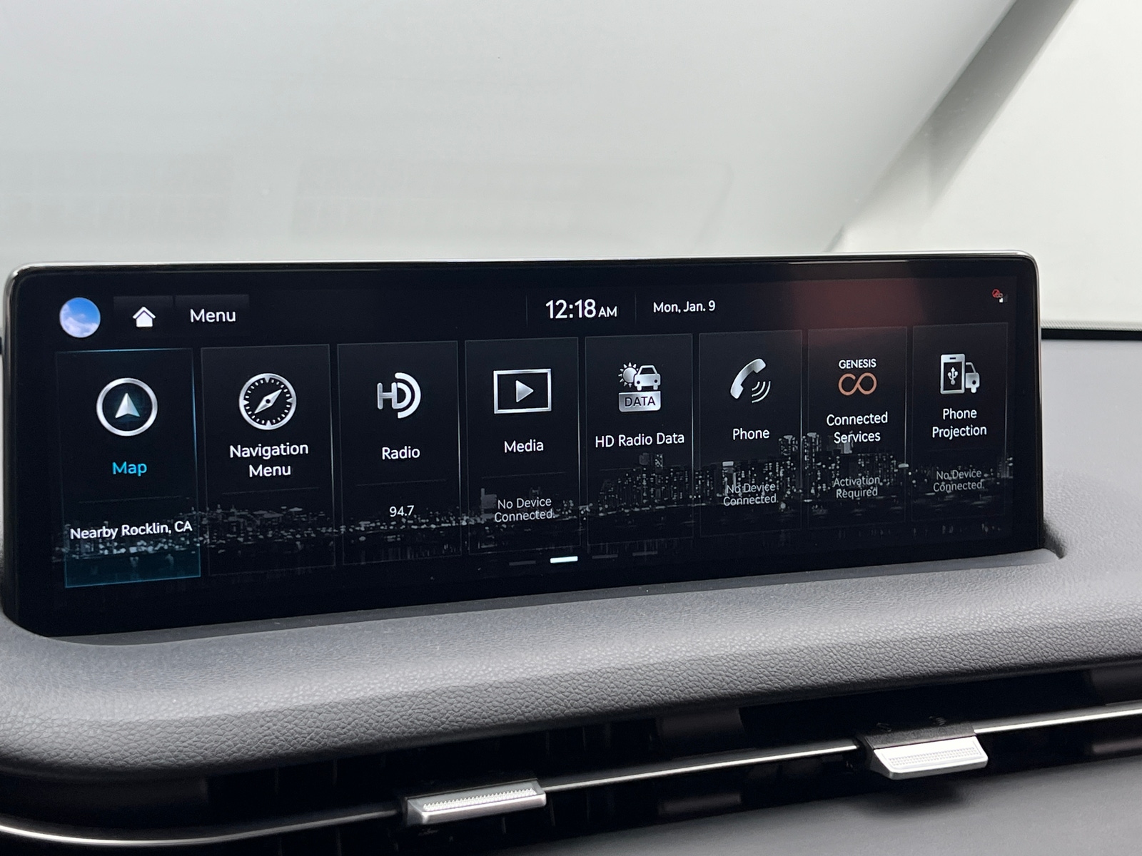 Thumbnail: 2022 Genesis GV70 - 3