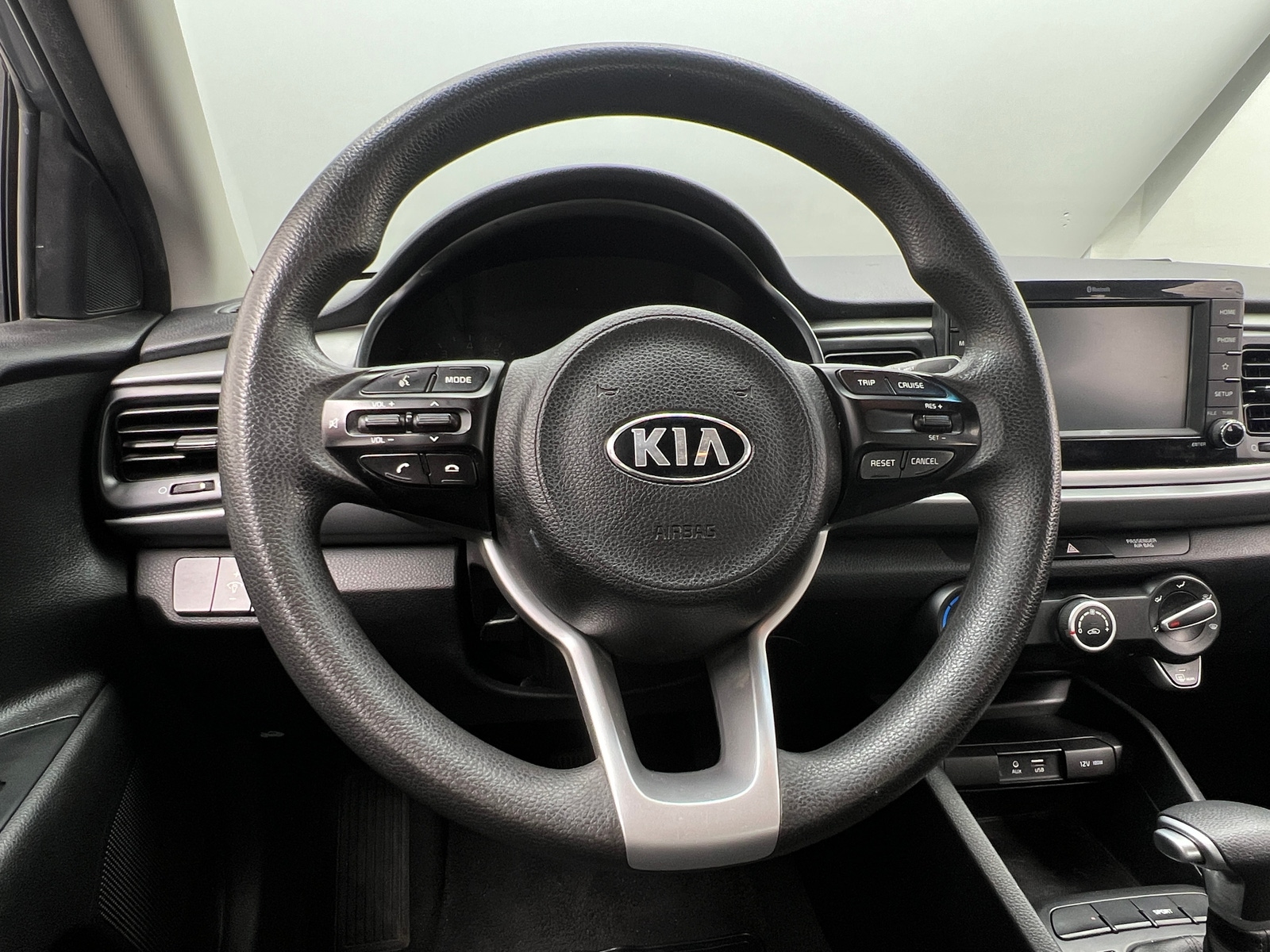 Thumbnail: 2019 Kia Rio - 5