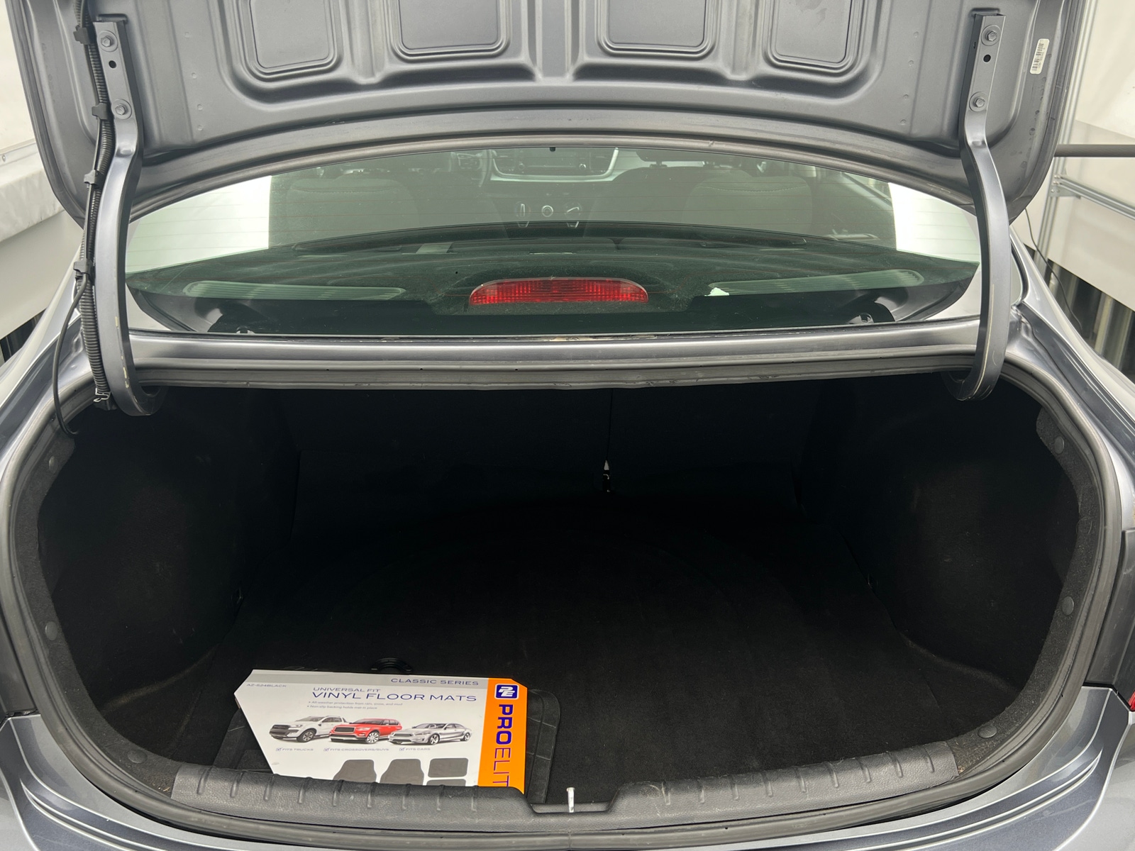 Thumbnail: 2019 Kia Rio - 7