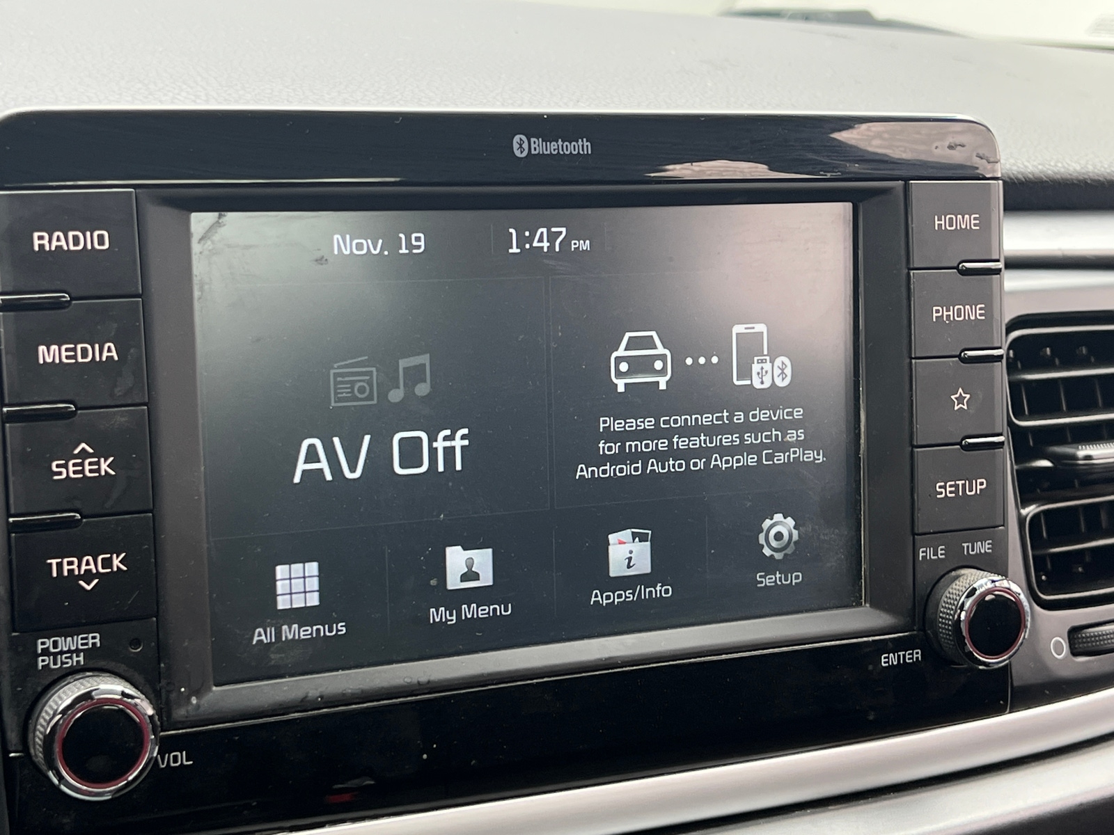 Thumbnail: 2019 Kia Rio - 4