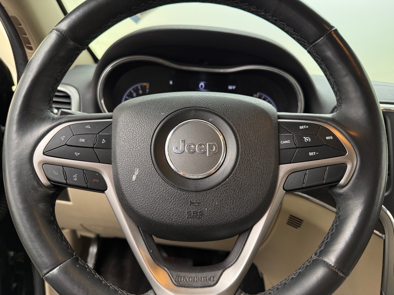 Thumbnail: 2018 Jeep Grand Cherokee - 4