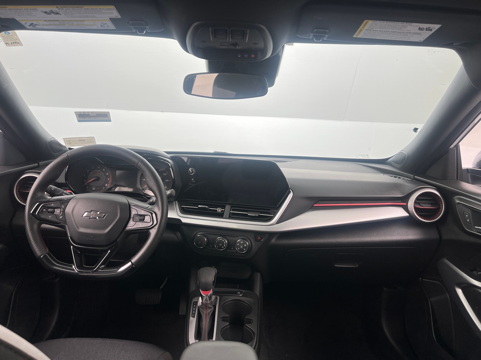 Thumbnail: 2024 Chevrolet Trax - 3