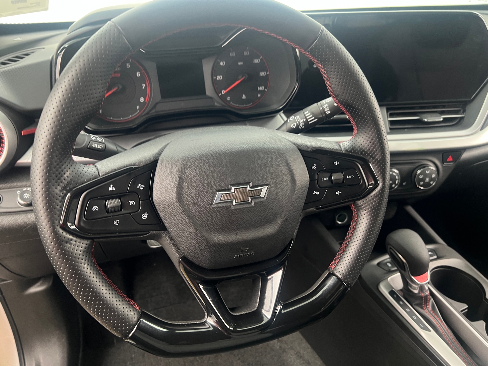 Thumbnail: 2024 Chevrolet Trax - 5