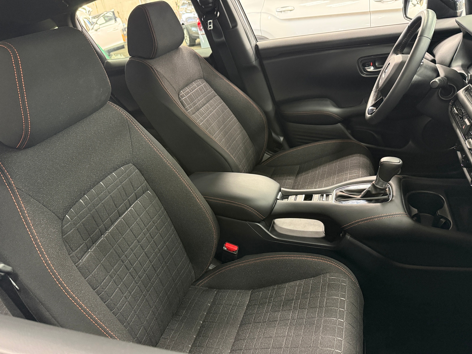 Thumbnail: 2024 Honda HR-V - 2