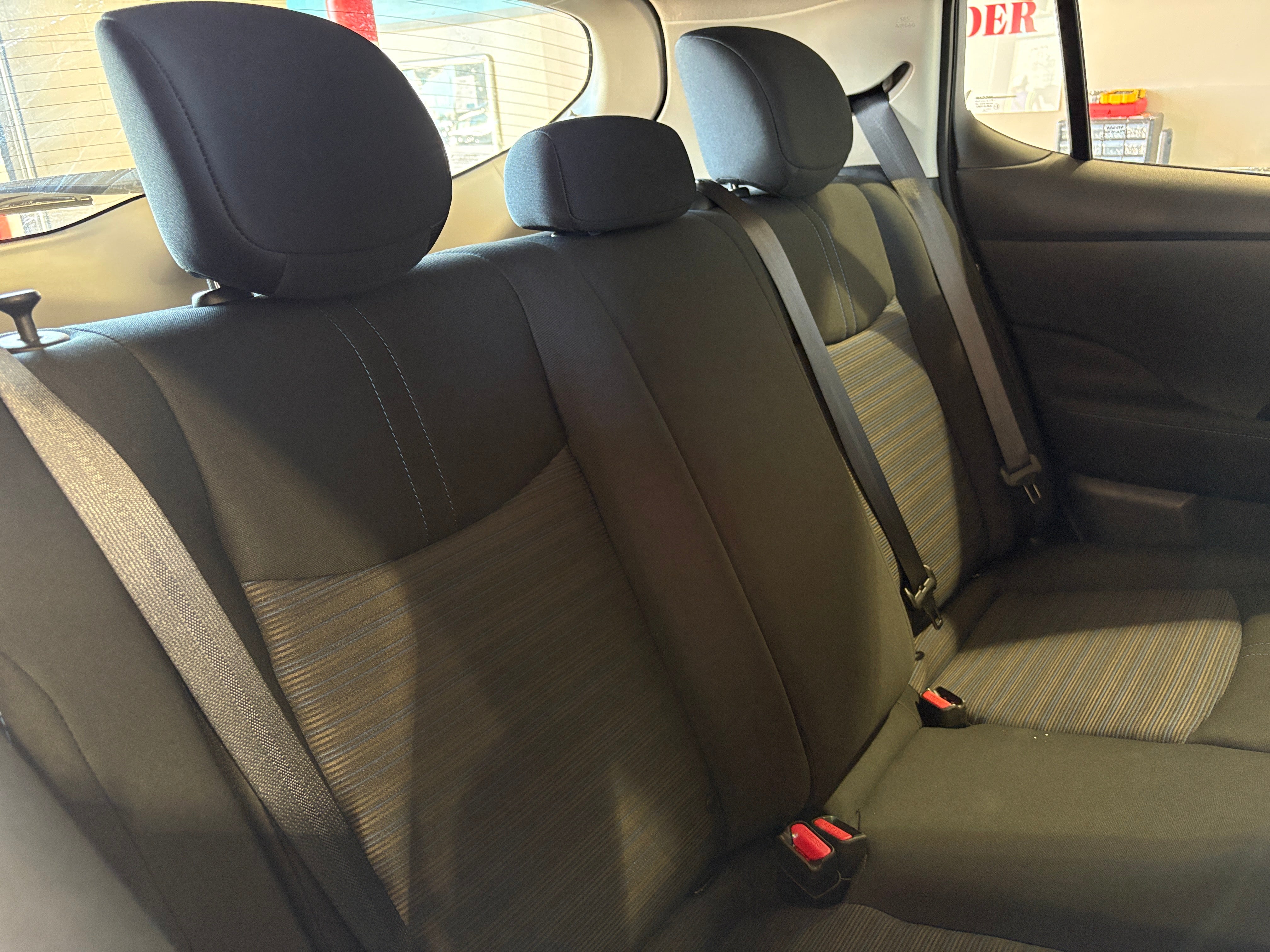 Used 2025 Nissan Leaf S with VIN 1N4AZ1BV7SC566091 for sale in Oak Creek, WI