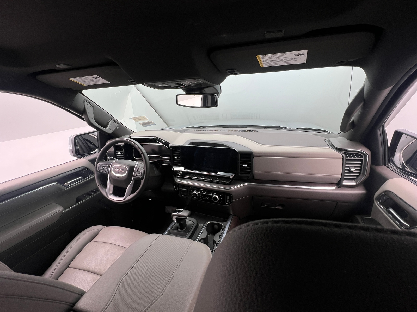 Thumbnail: 2024 GMC Sierra 1500 - 2