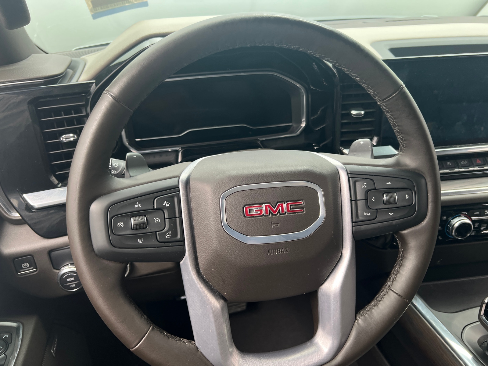 Thumbnail: 2024 GMC Sierra 1500 - 4