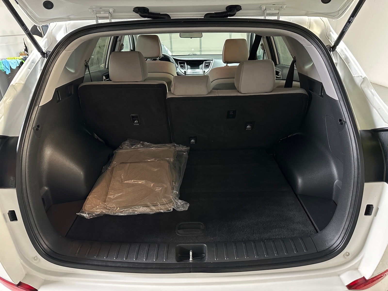 Thumbnail: 2016 Hyundai Tucson - 7