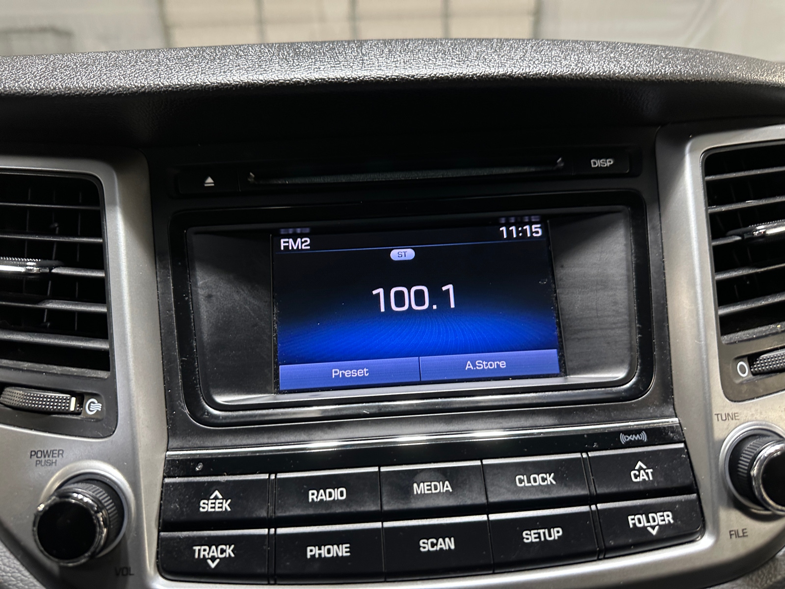 Thumbnail: 2016 Hyundai Tucson - 4