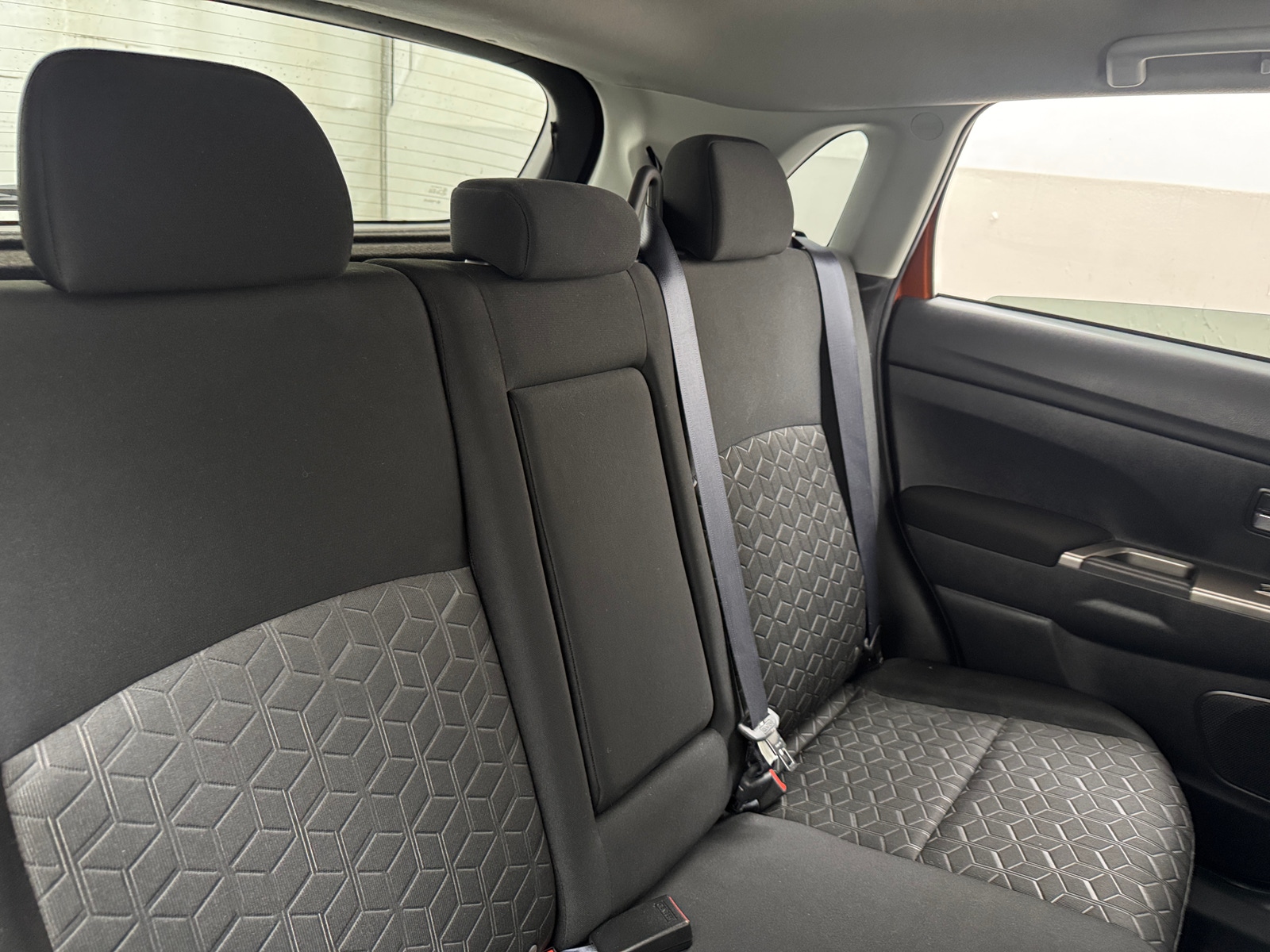 Thumbnail: 2020 Mitsubishi Outlander Sport - 6