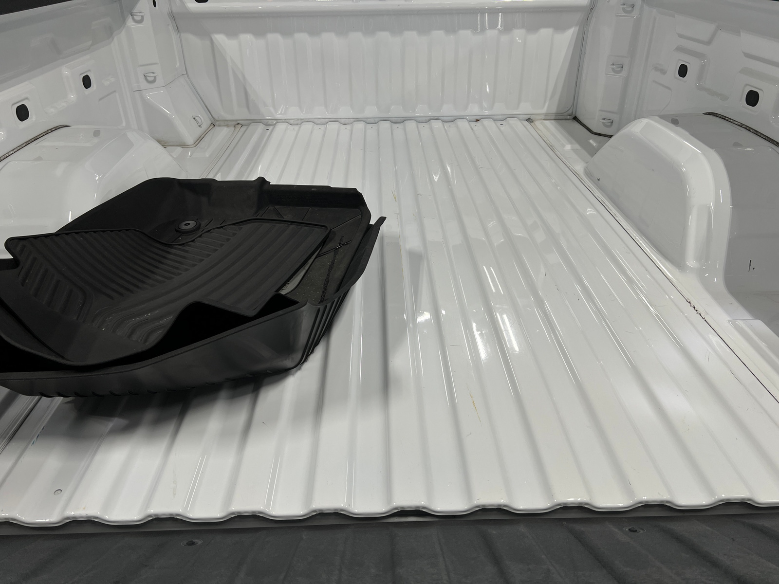 Thumbnail: 2019 Chevrolet Silverado 1500 - 6