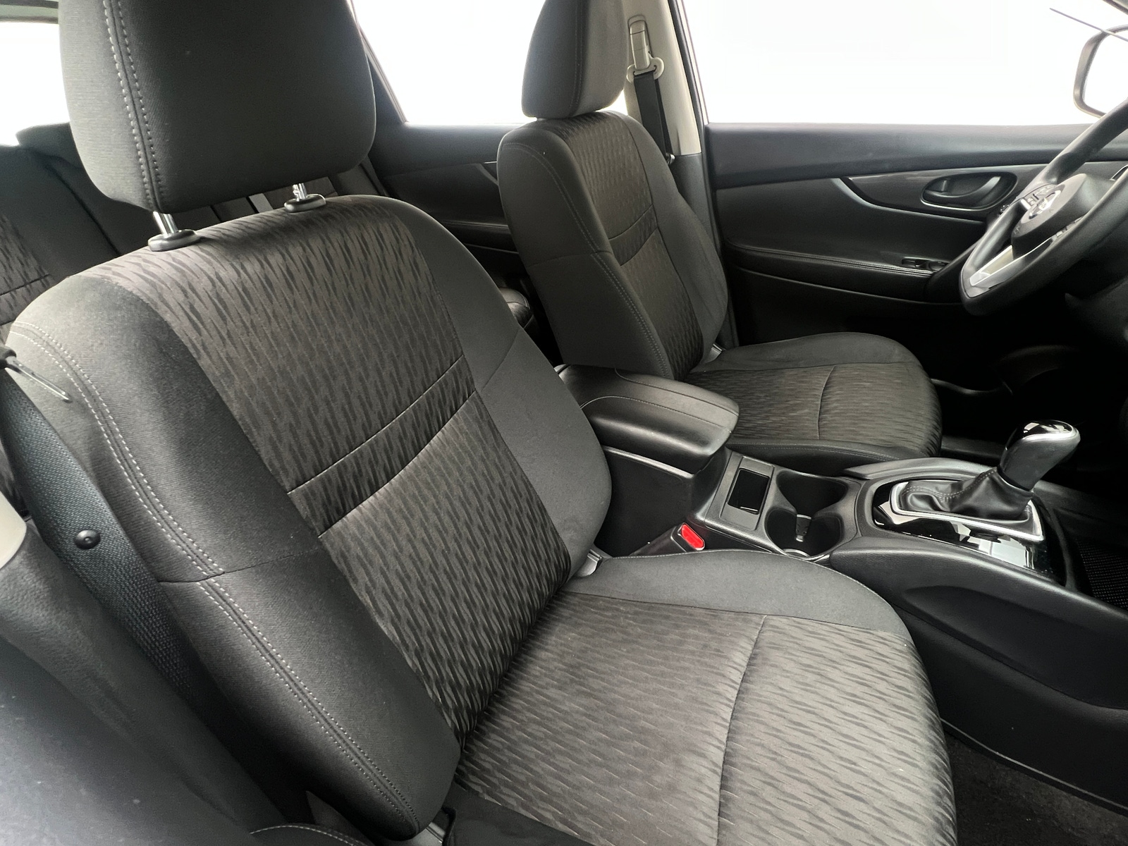 Thumbnail: 2019 Nissan Rogue - 2