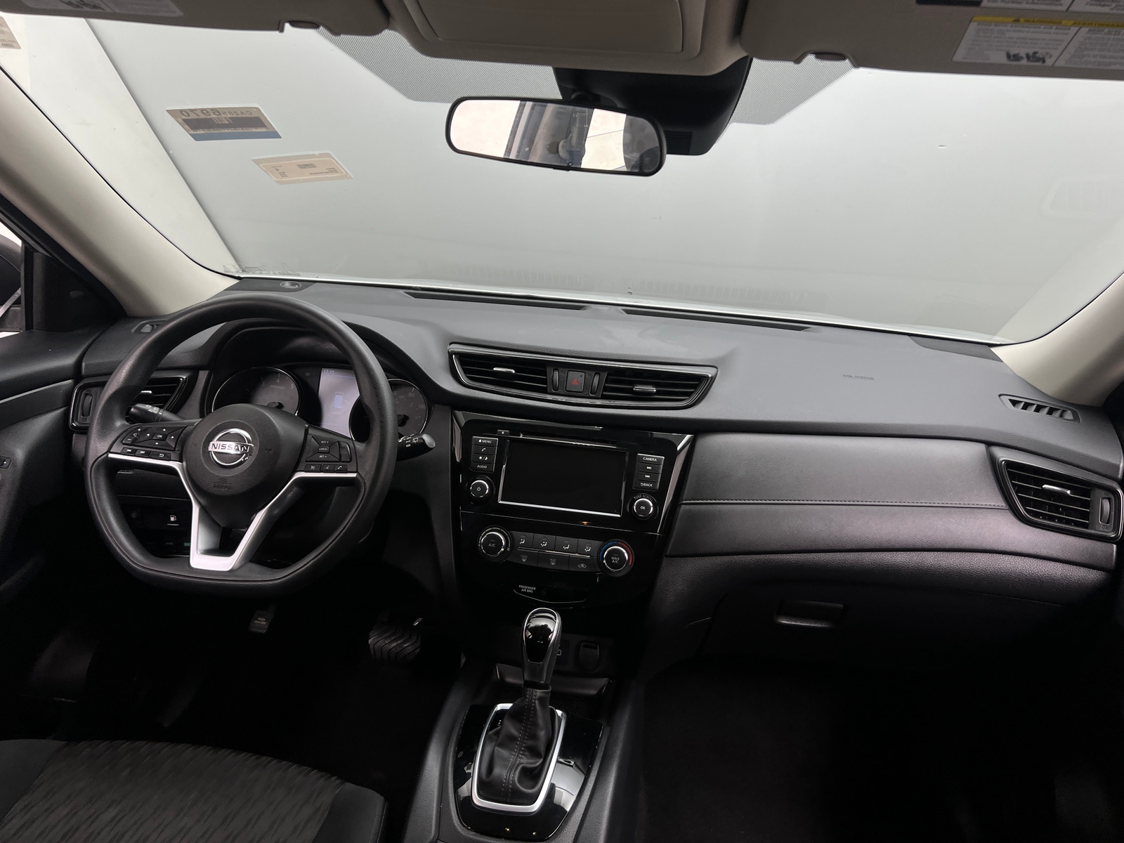 Thumbnail: 2019 Nissan Rogue - 3