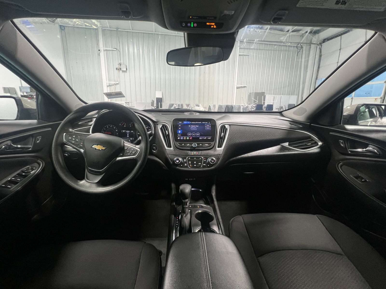 Thumbnail: 2024 Chevrolet Malibu - 3