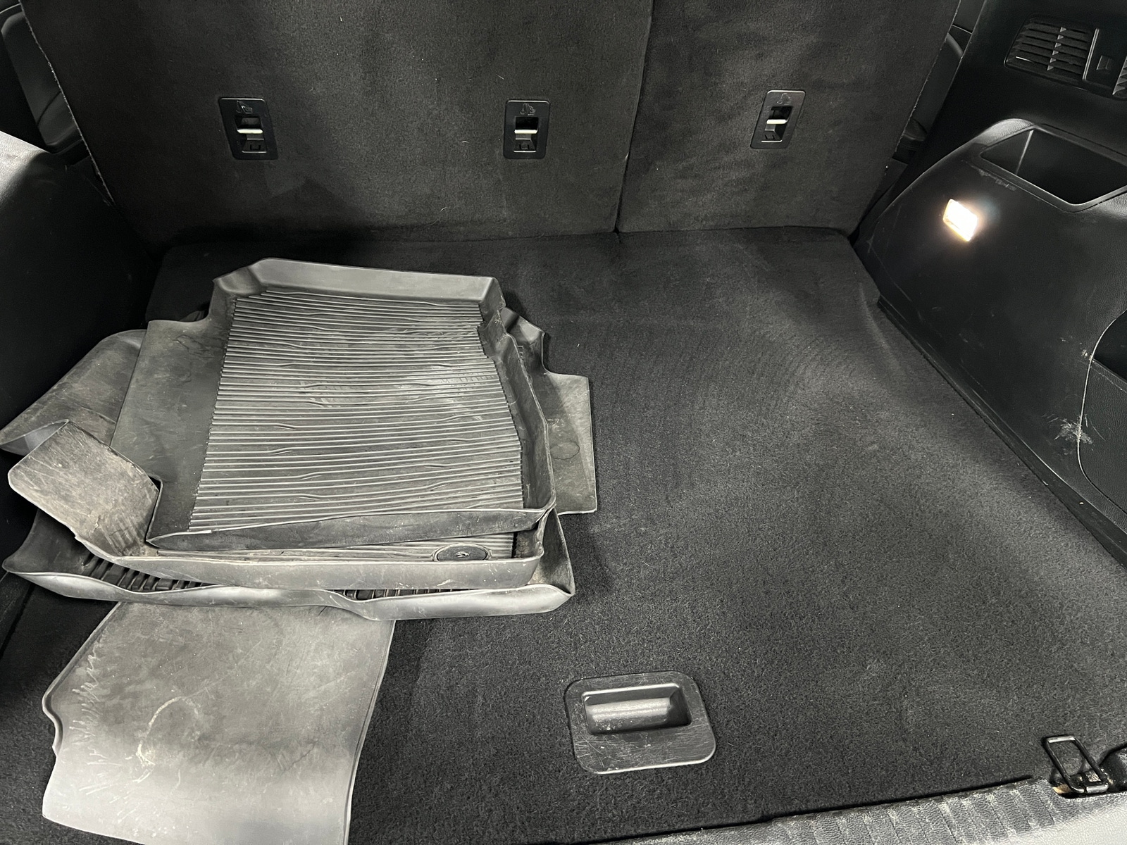 Thumbnail: 2021 Ford Edge - 6