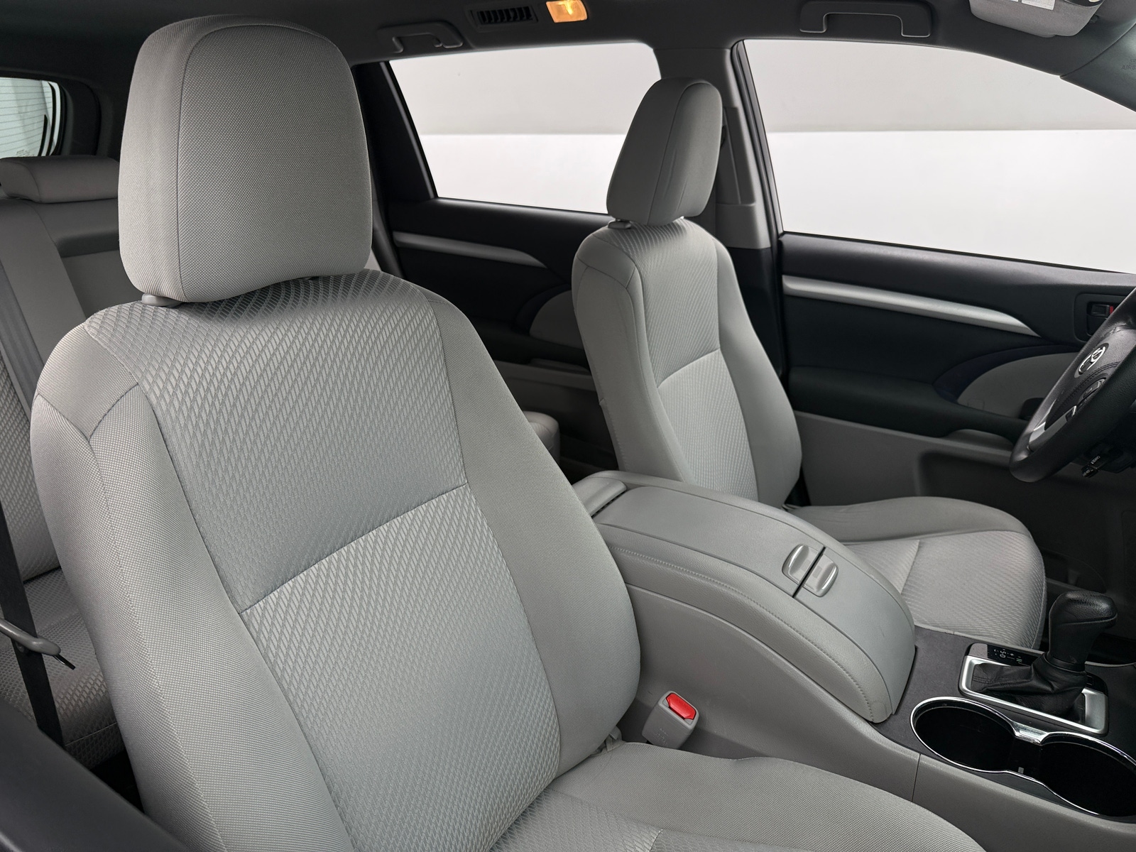 Thumbnail: 2019 Toyota Highlander - 2