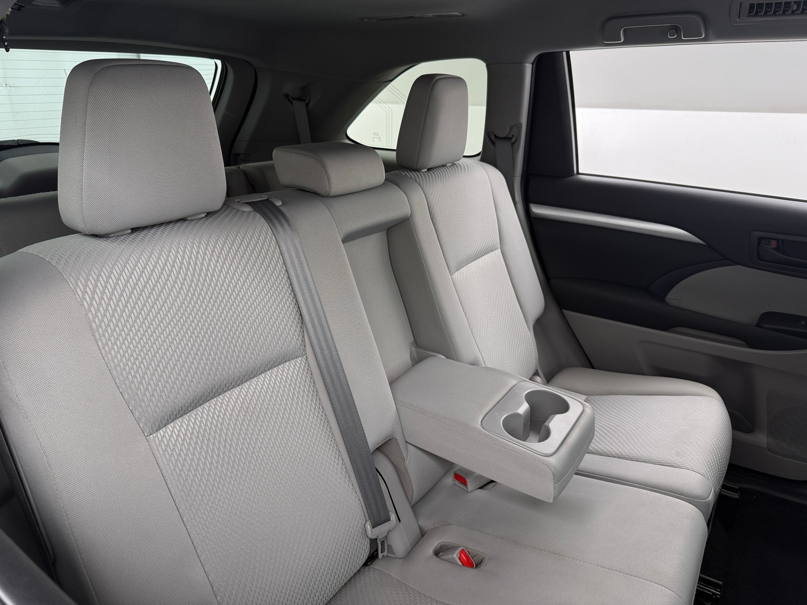 Thumbnail: 2019 Toyota Highlander - 6