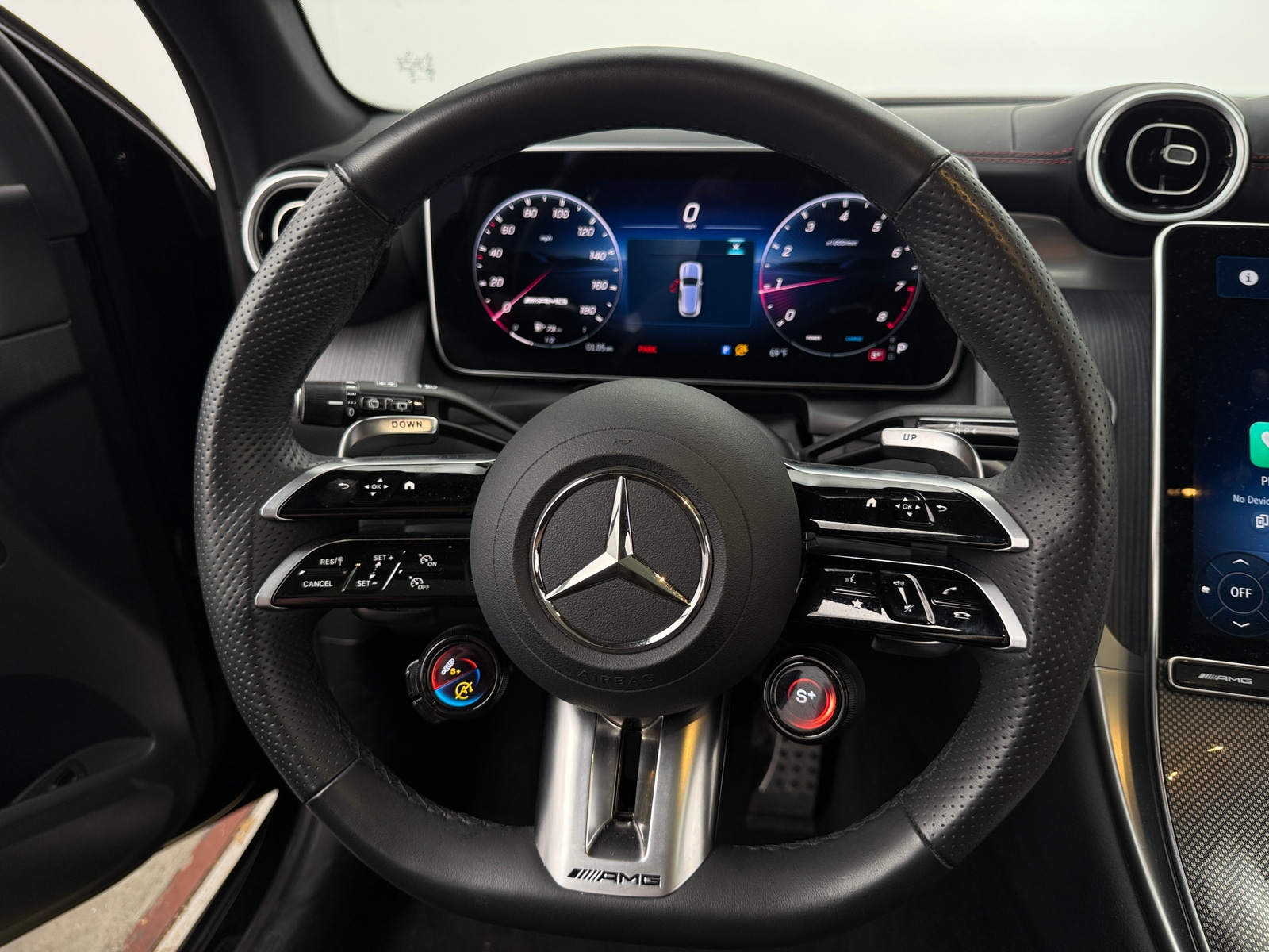 Thumbnail: 2025 Mercedes-Benz GLC - 4