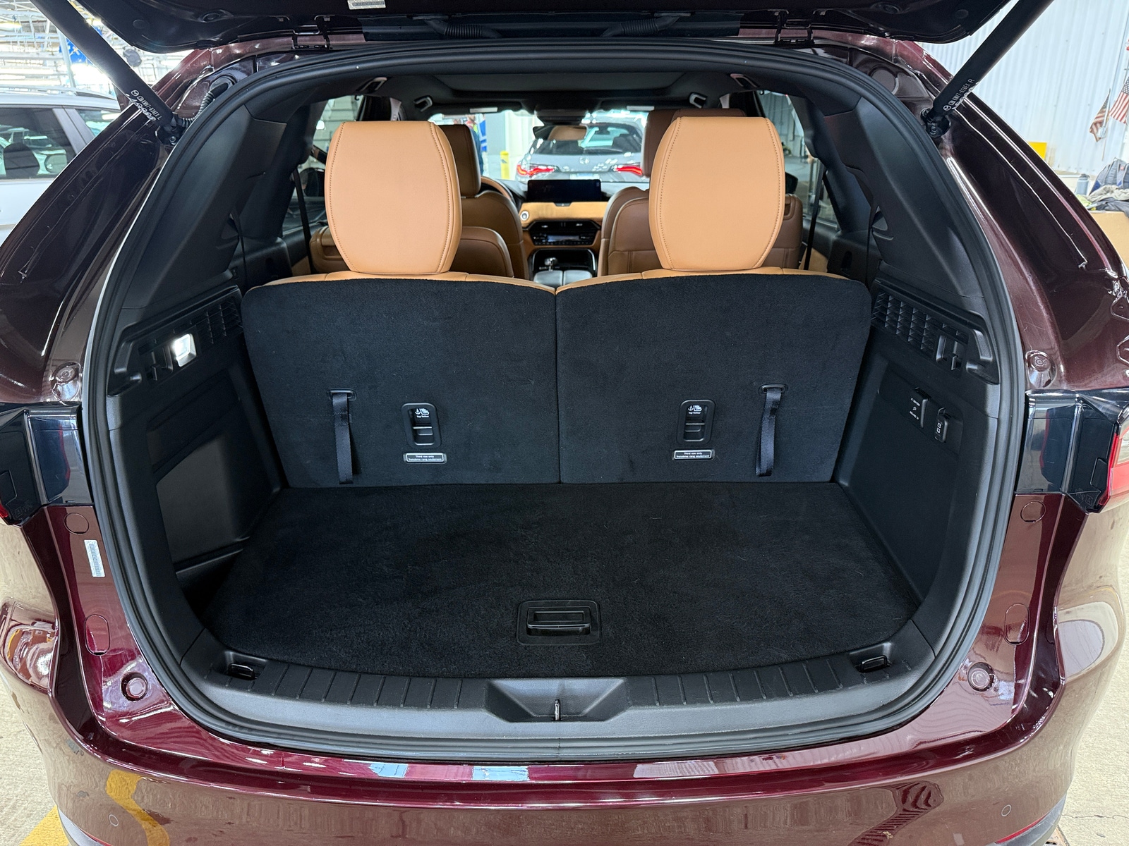 Thumbnail: 2024 Mazda CX-90 - 6