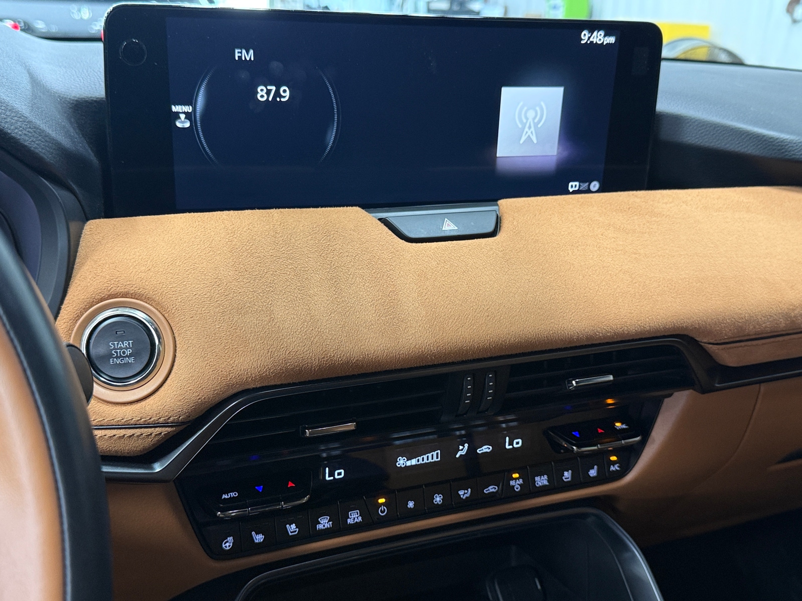 Thumbnail: 2024 Mazda CX-90 - 3