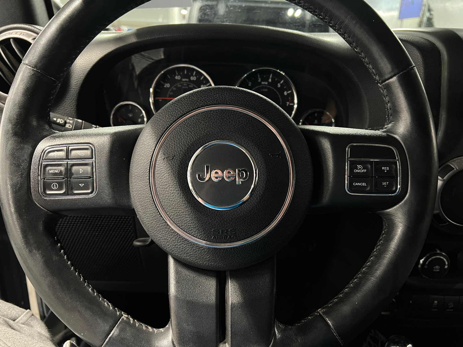 Thumbnail: 2015 Jeep Wrangler - 5