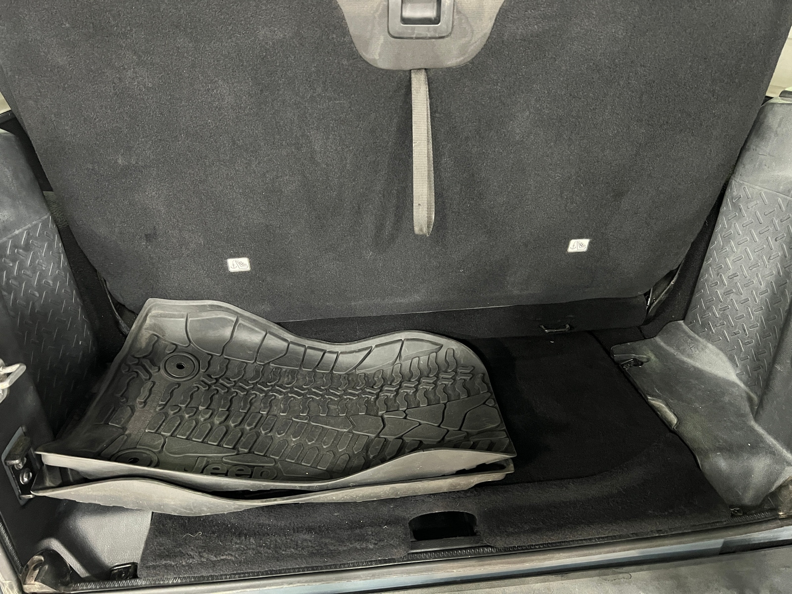 Thumbnail: 2015 Jeep Wrangler - 7