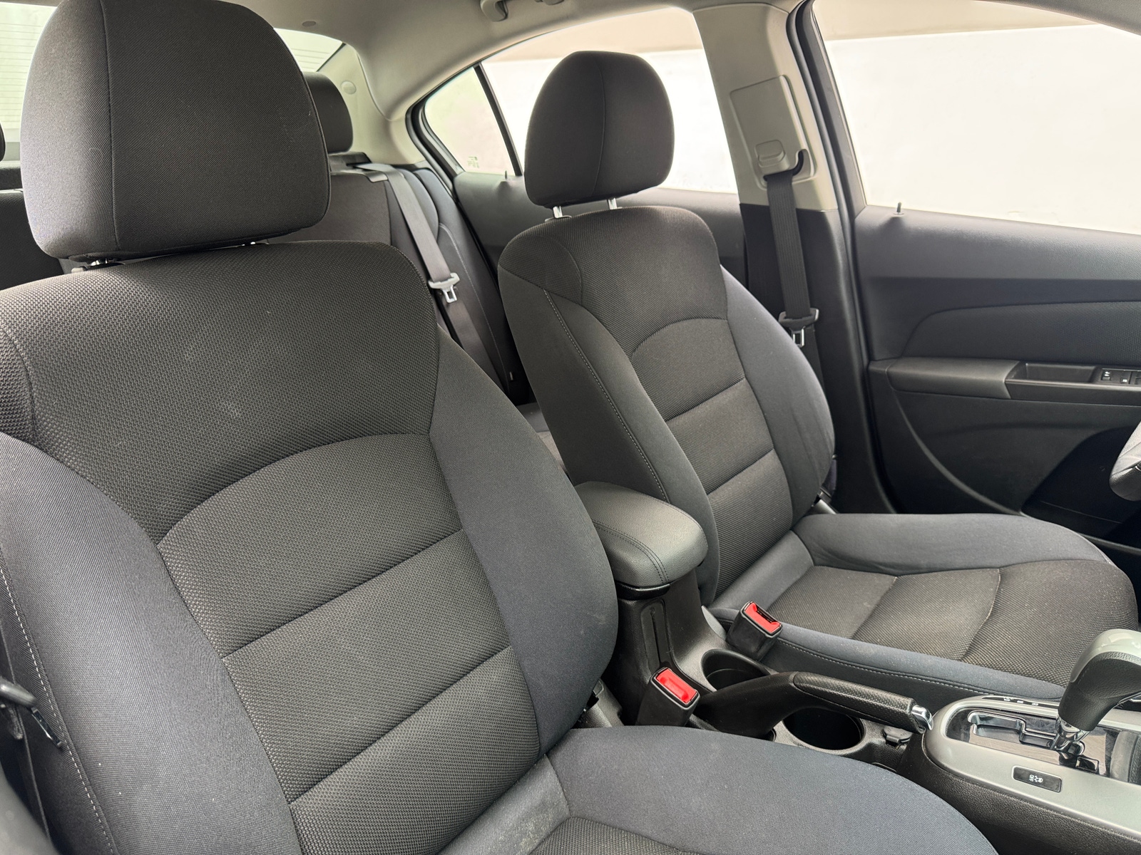 Thumbnail: 2015 Chevrolet Cruze - 2