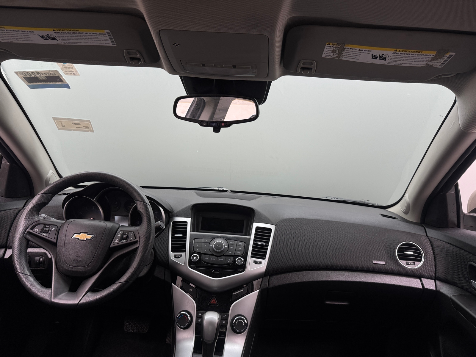 Thumbnail: 2015 Chevrolet Cruze - 3