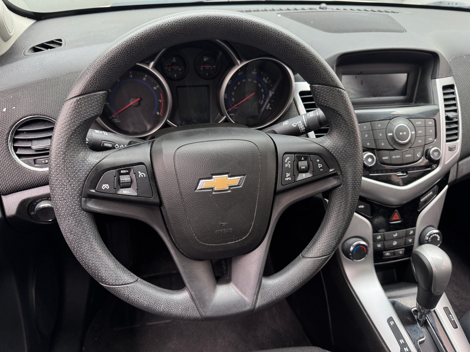 Thumbnail: 2015 Chevrolet Cruze - 5