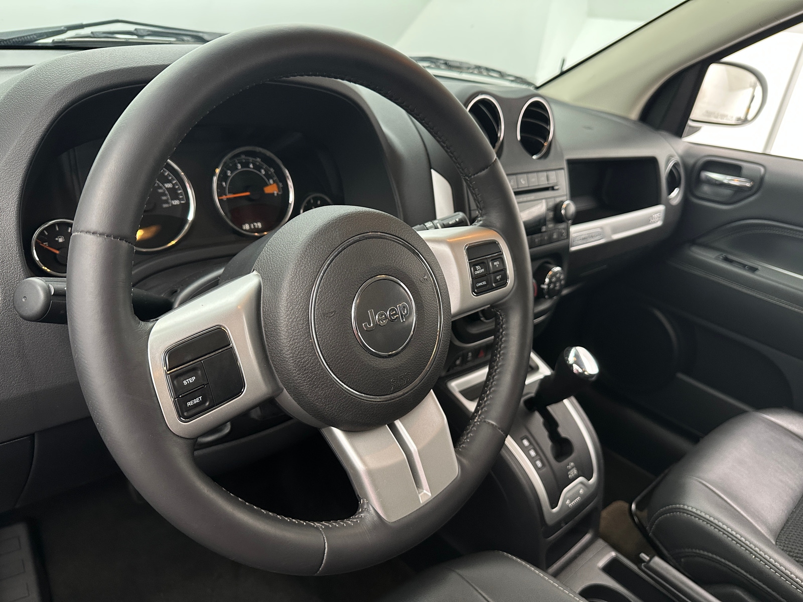 Thumbnail: 2015 Jeep Compass - 4