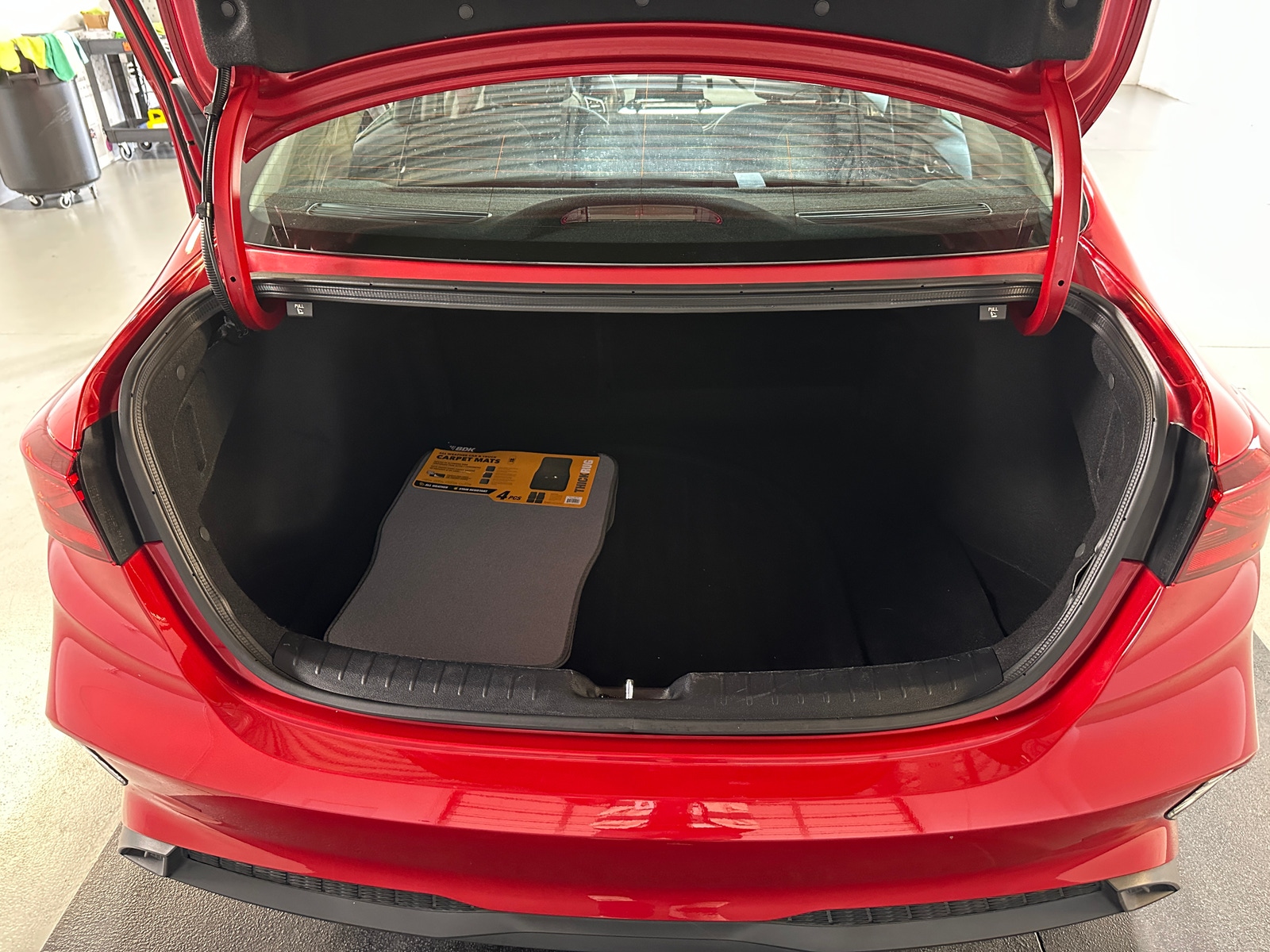 Thumbnail: 2024 Kia Forte - 7