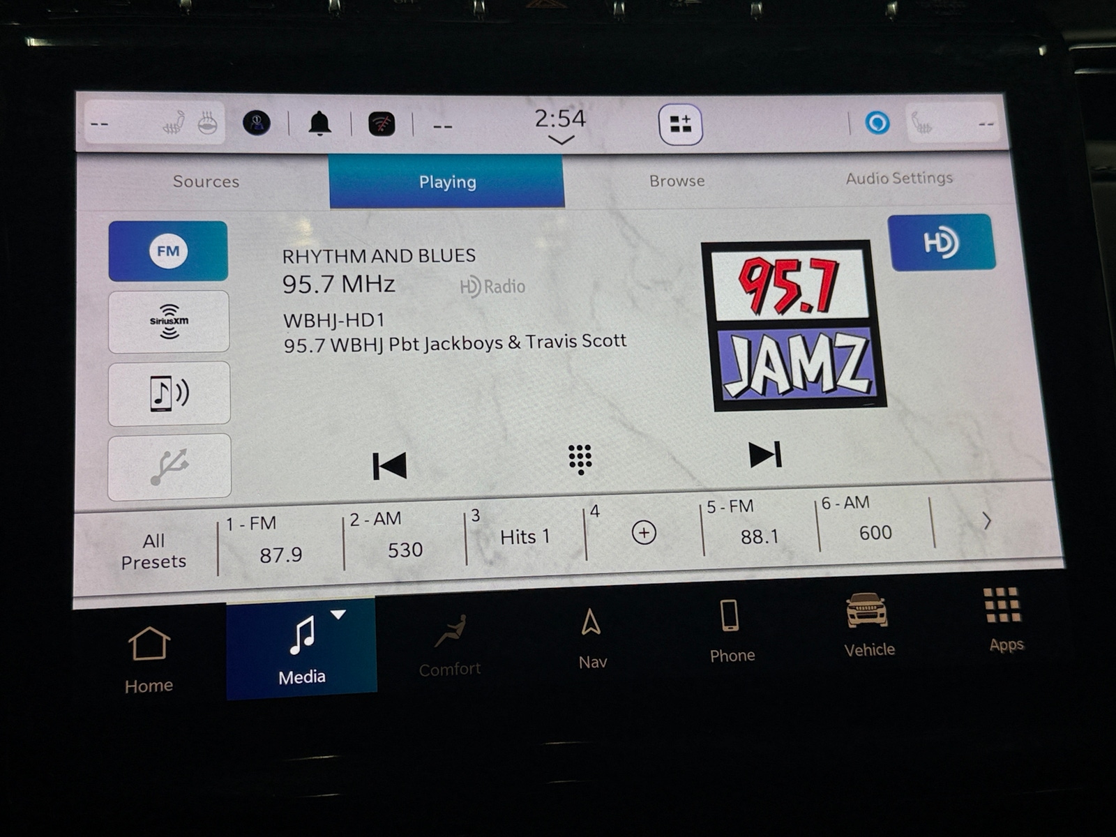 Thumbnail: 2022 Jeep Grand Cherokee - 3