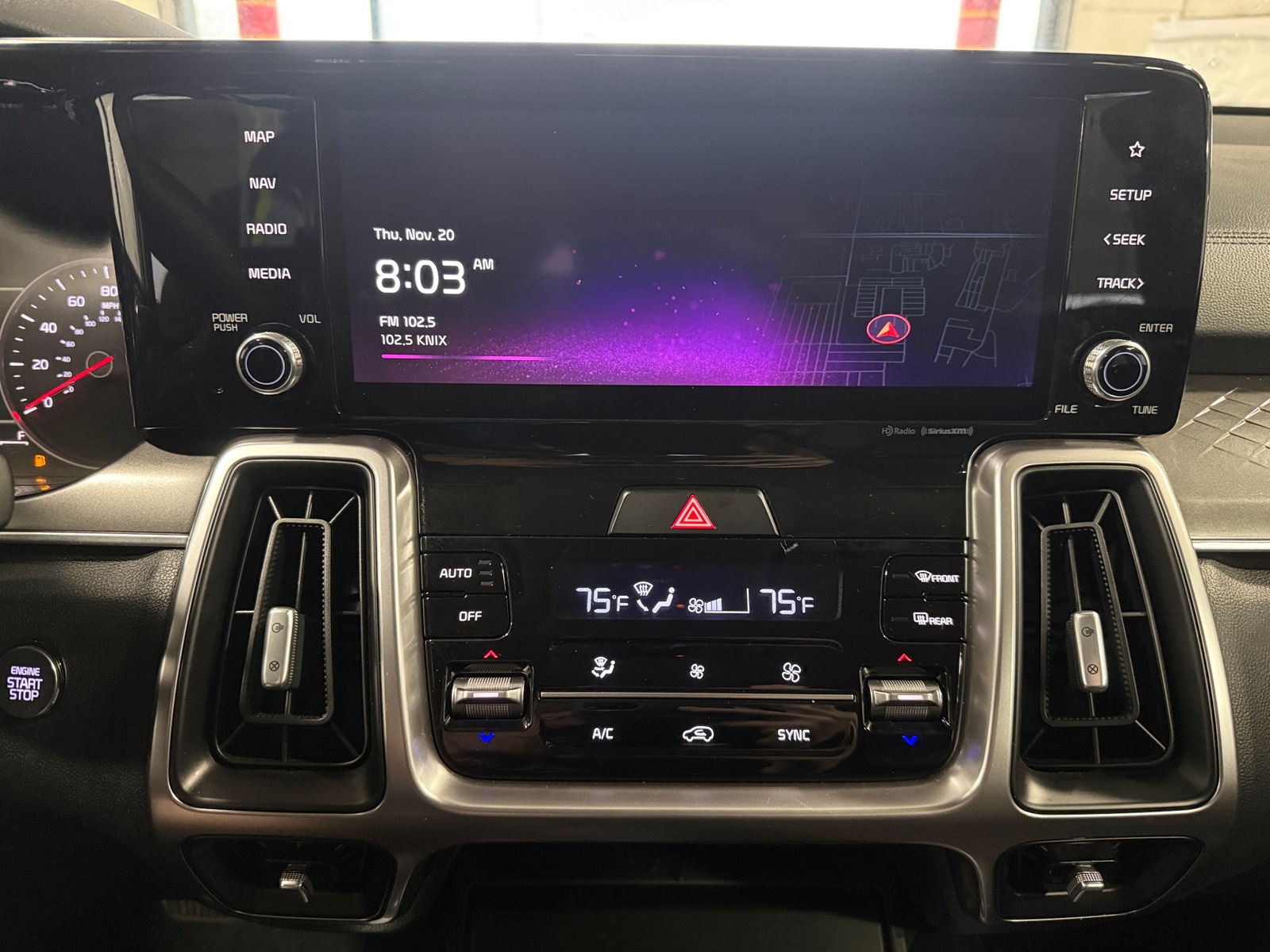 Thumbnail: 2023 Kia Sorento - 3