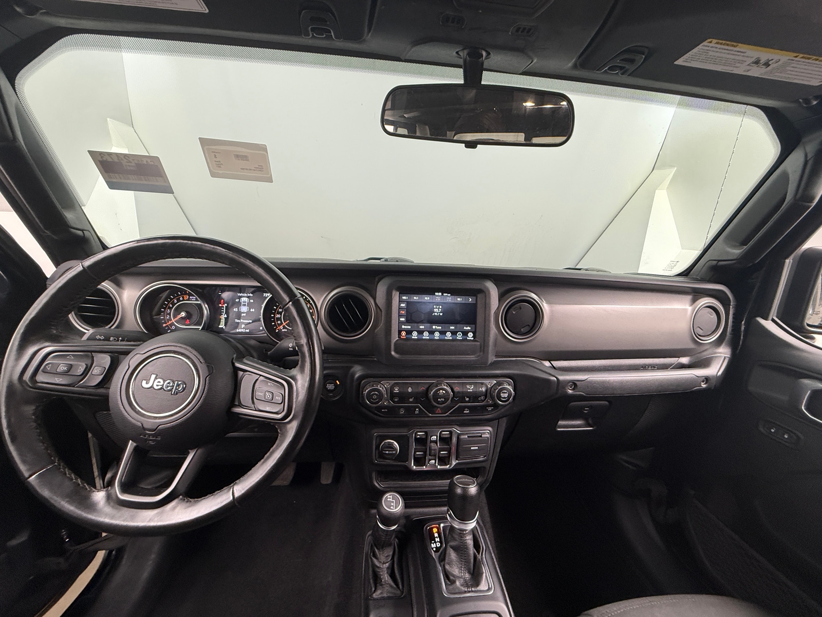 Thumbnail: 2021 Jeep Gladiator - 3