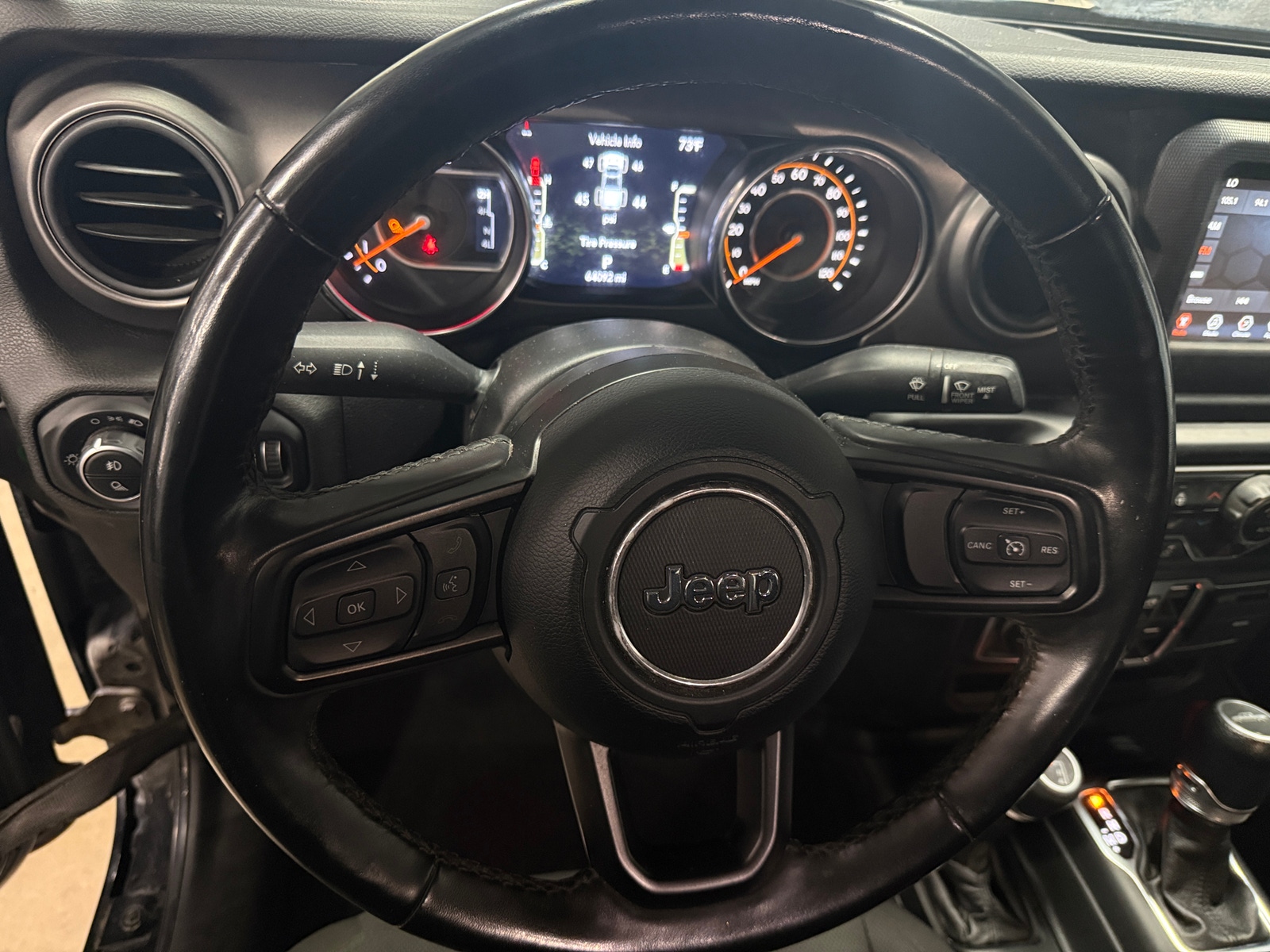 Thumbnail: 2021 Jeep Gladiator - 5