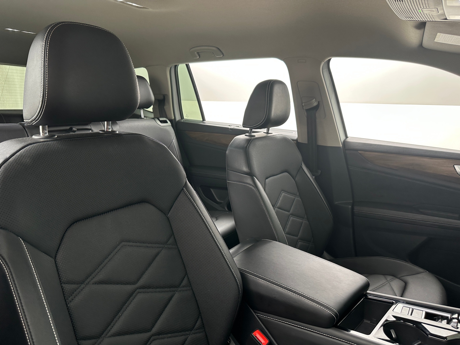 Thumbnail: 2025 Volkswagen Atlas - 2