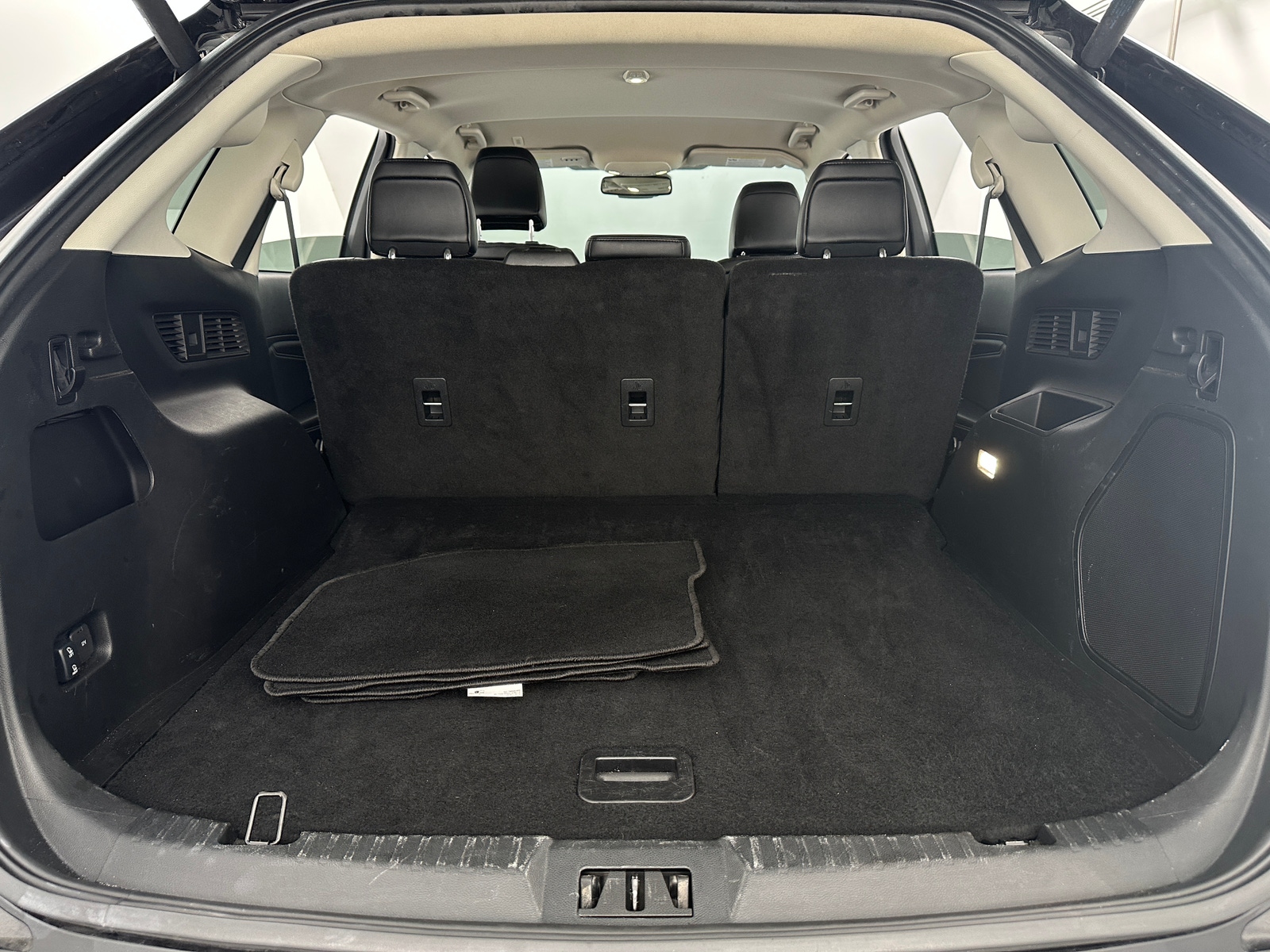 Thumbnail: 2024 Ford Edge - 6